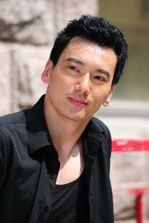 王坤最新爆料新闻报道图片,最新新闻报道图片揭秘