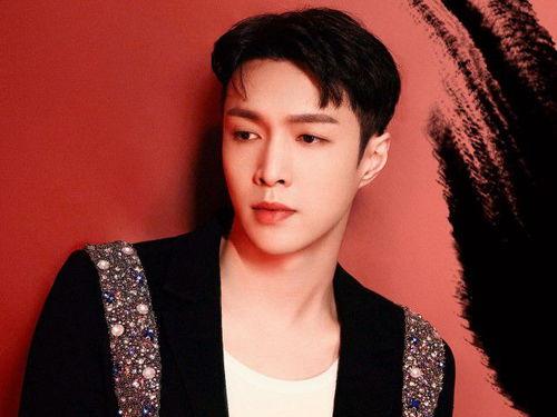 名人明星最新爆料,明星最新爆料，隐私界限再被挑战